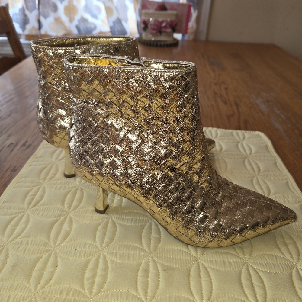 INC International Concepts Shimmering Gold Heeled Boots, 2.5 Inch Heel. JJCP